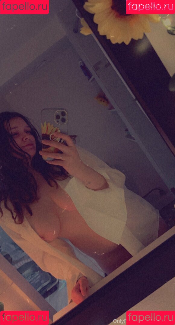 r0sebuddy Onlyfans Photo Gallery 