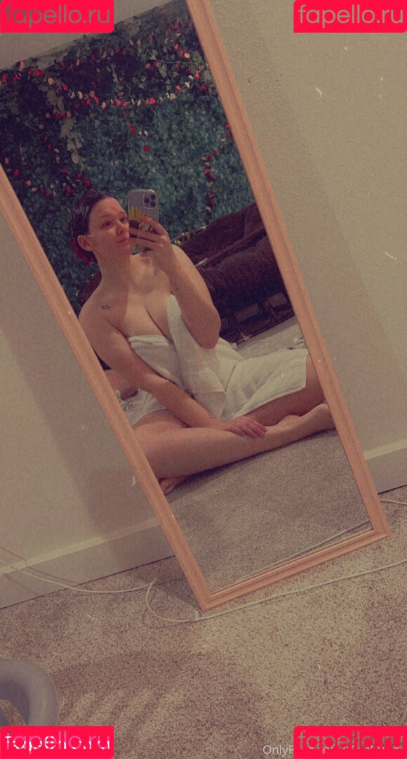 r0sebuddy Onlyfans Photo Gallery 