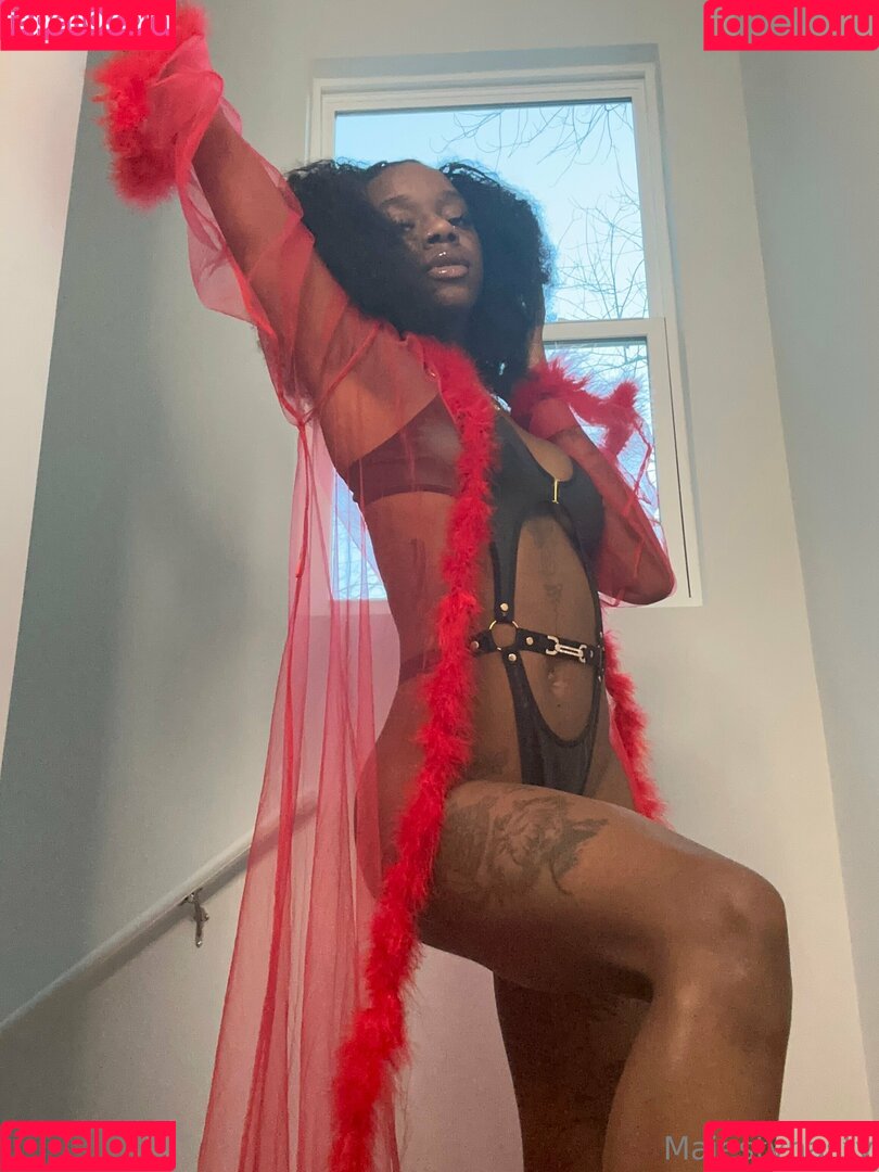 urmajesty1728 Onlyfans Photo Gallery 