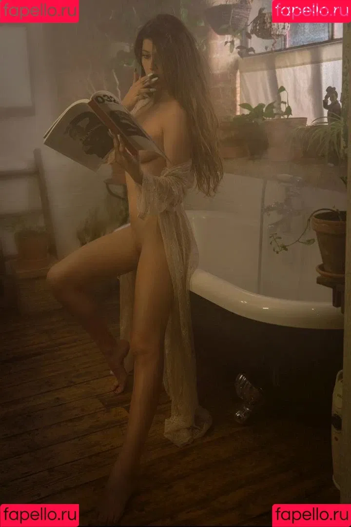 adina_eni Onlyfans Photo Gallery 
