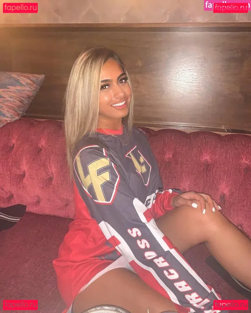 adina_eni Onlyfans Photo Gallery 