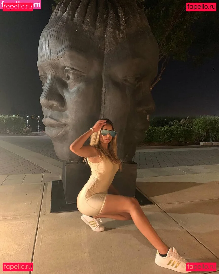 adina_eni Onlyfans Photo Gallery 