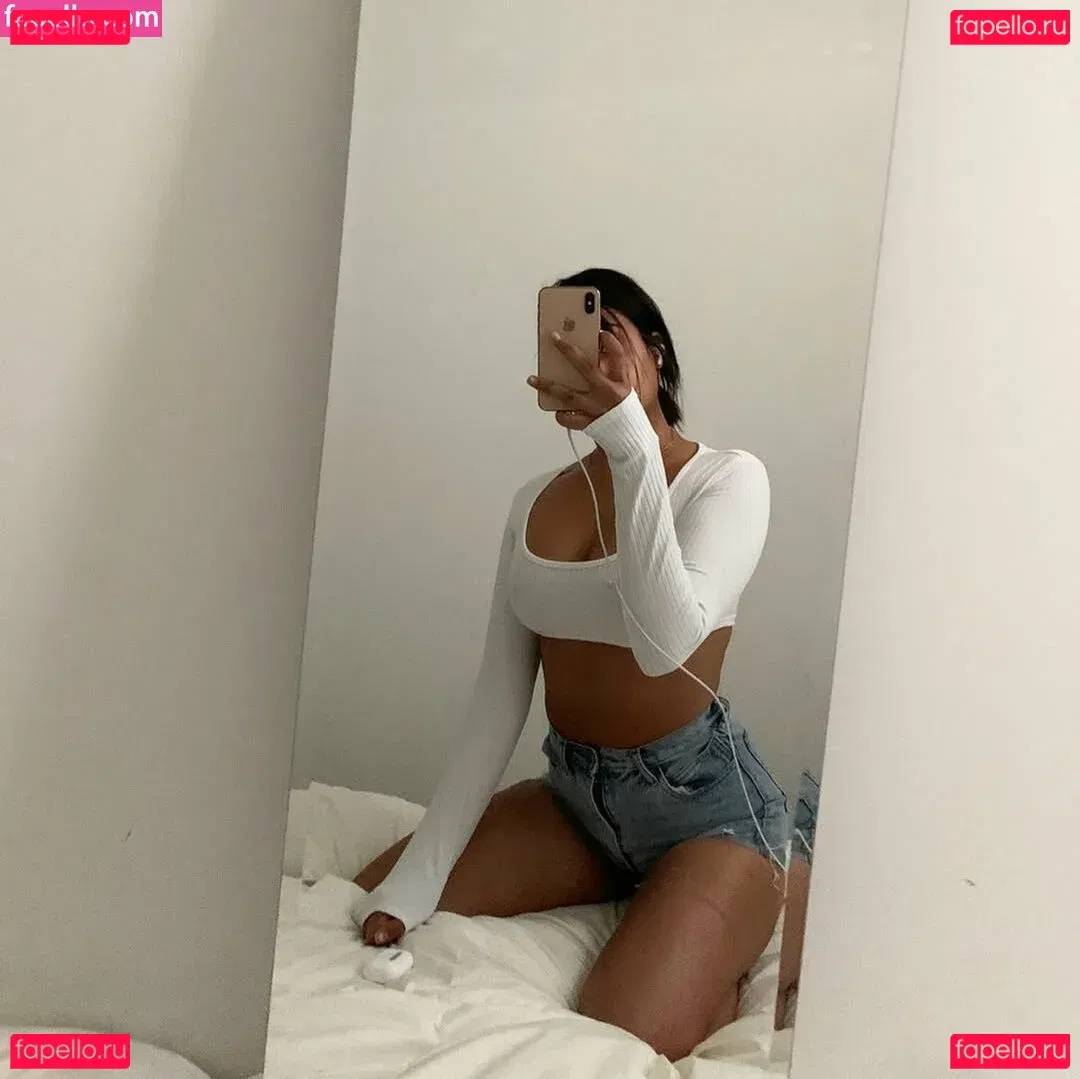 adina_eni Onlyfans Photo Gallery 