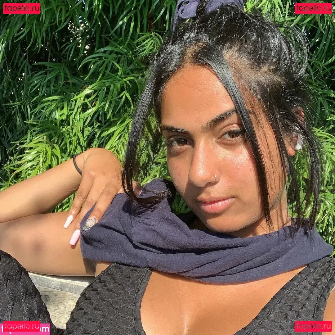 adina_eni Onlyfans Photo Gallery 