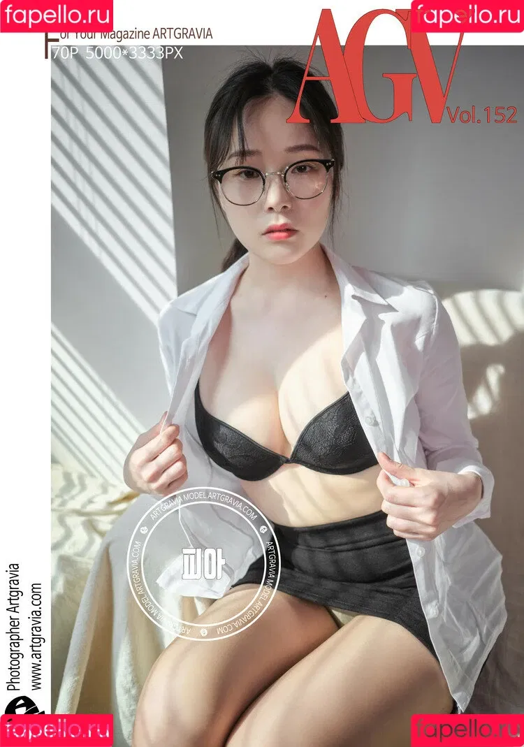 Pia 피아 Onlyfans Photo Gallery 