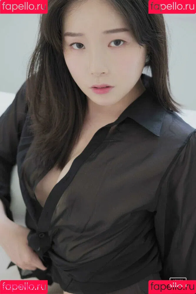 Pia 피아 Onlyfans Photo Gallery 