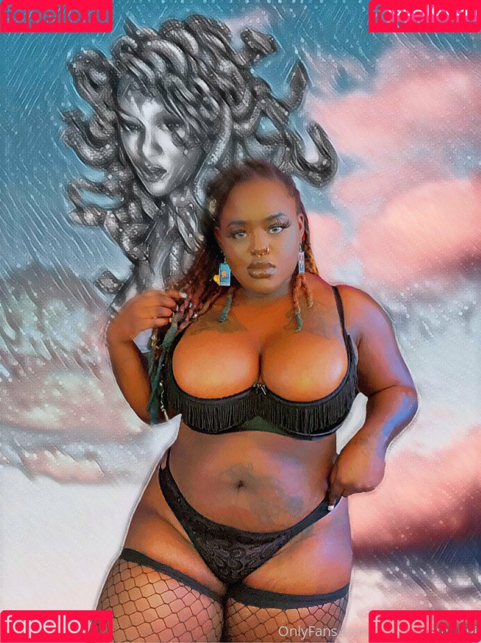 monnibon Onlyfans Photo Gallery 