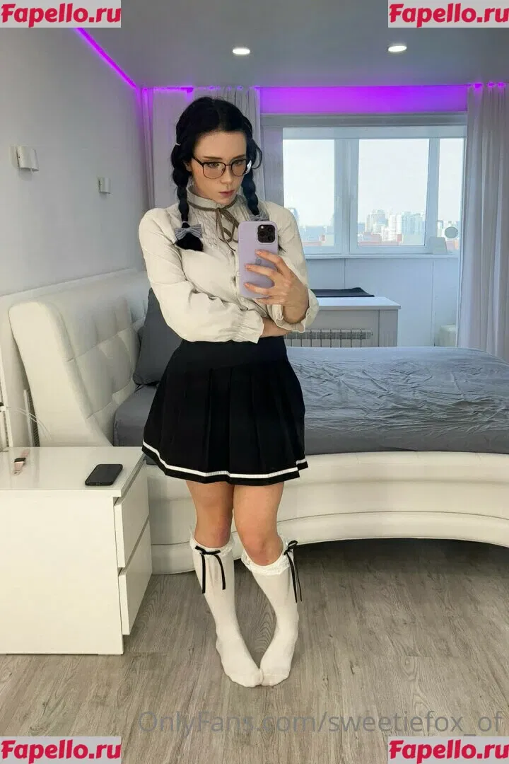 Sweetie Fox Onlyfans Photo Gallery 