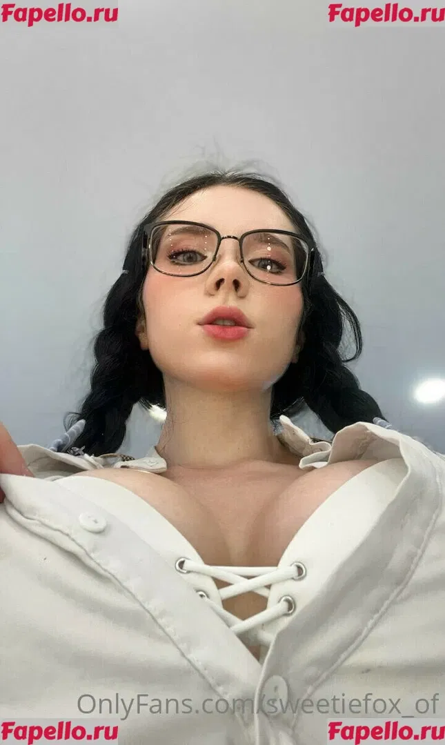 Sweetie Fox Onlyfans Photo Gallery 