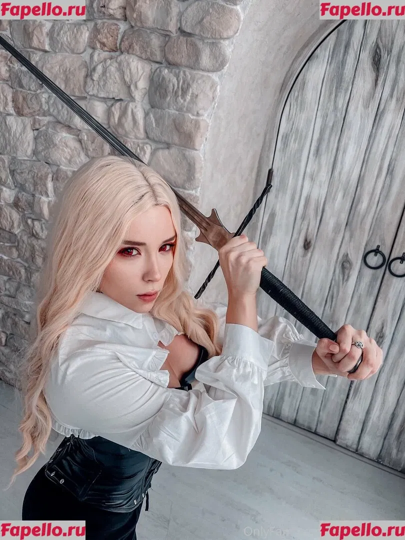 Sweetie Fox Onlyfans Photo Gallery 