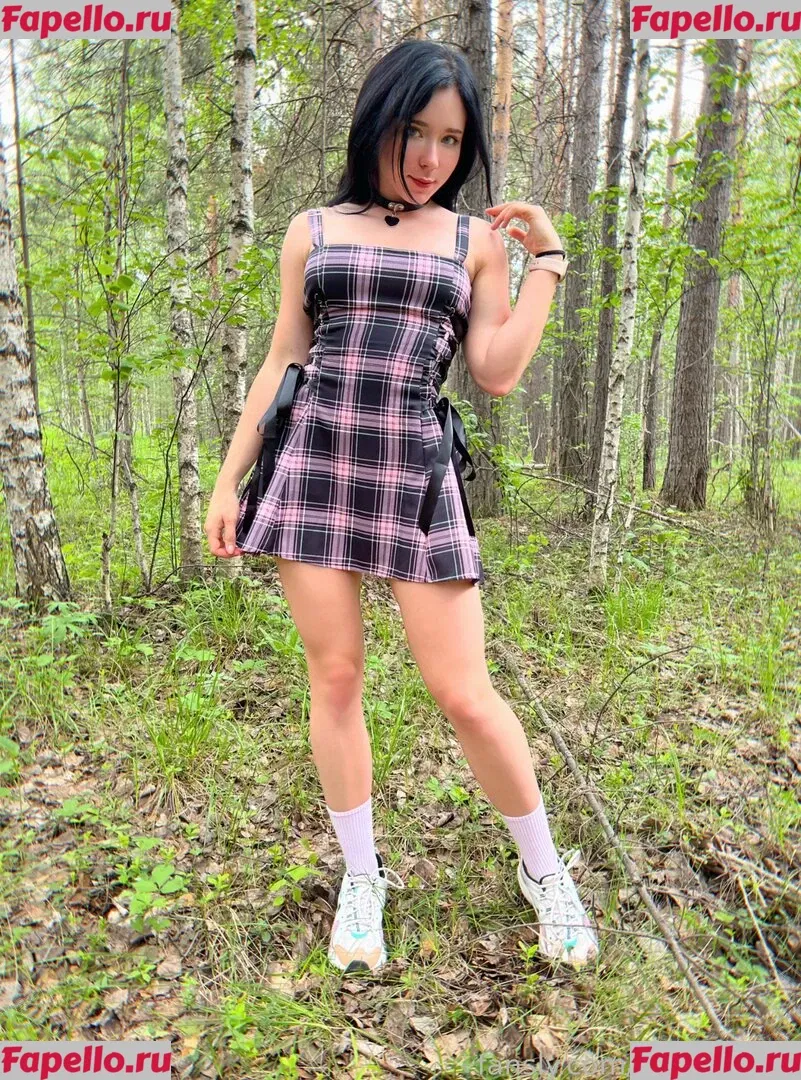 Sweetie Fox Onlyfans Photo Gallery 