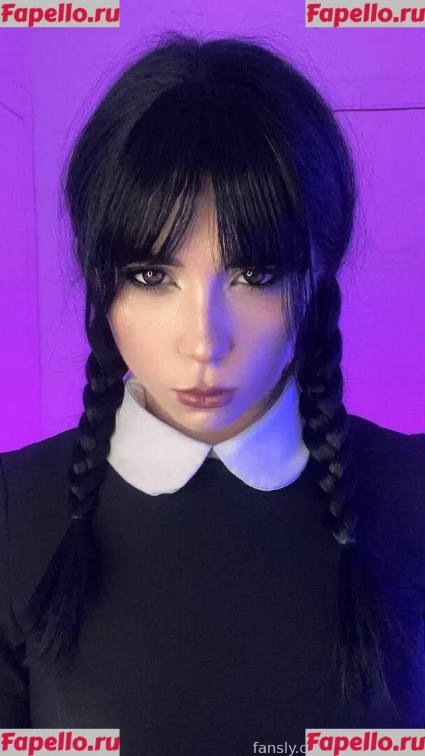 Sweetie Fox Onlyfans Photo Gallery 