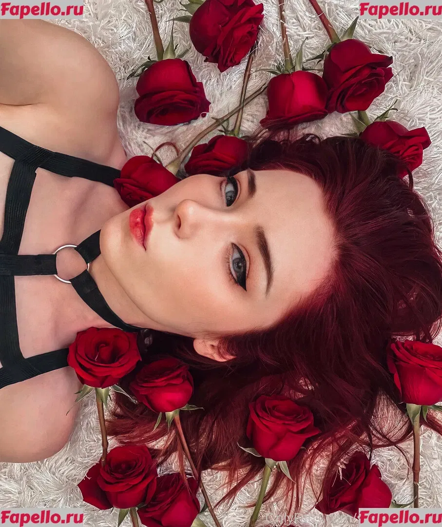 Sweetie Fox Onlyfans Photo Gallery 