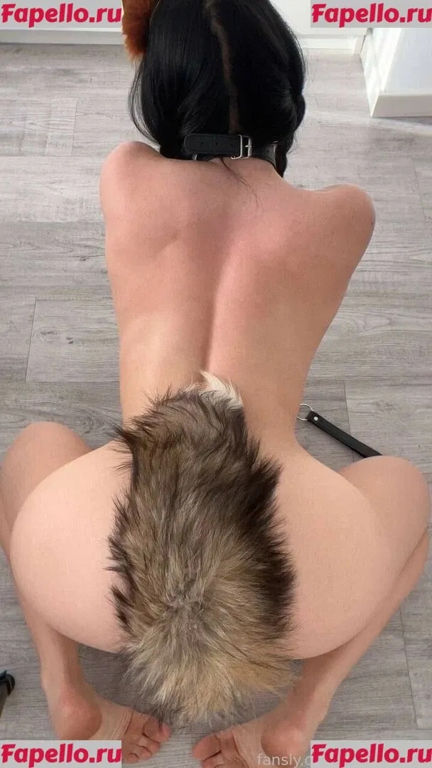 Sweetie Fox Onlyfans Photo Gallery 