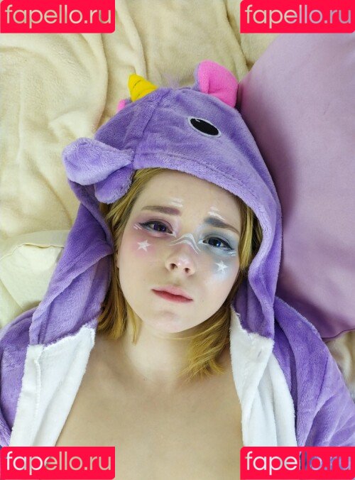Sweetie Fox Nude Onlyfans Photo 4