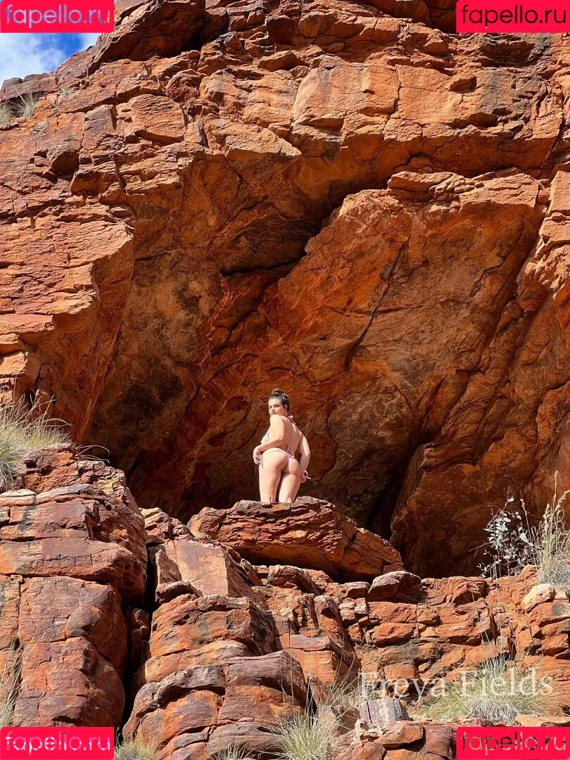 freyafields Onlyfans Photo Gallery 