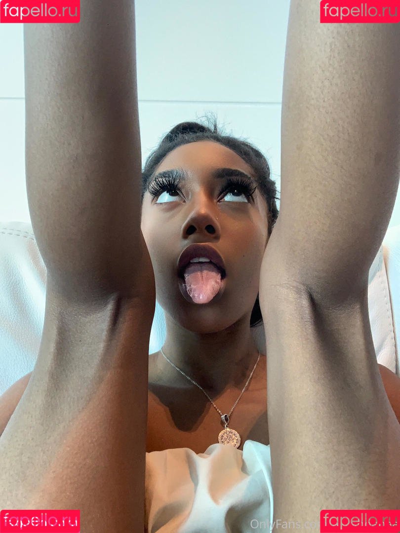 aliyahdenae Onlyfans Photo Gallery 