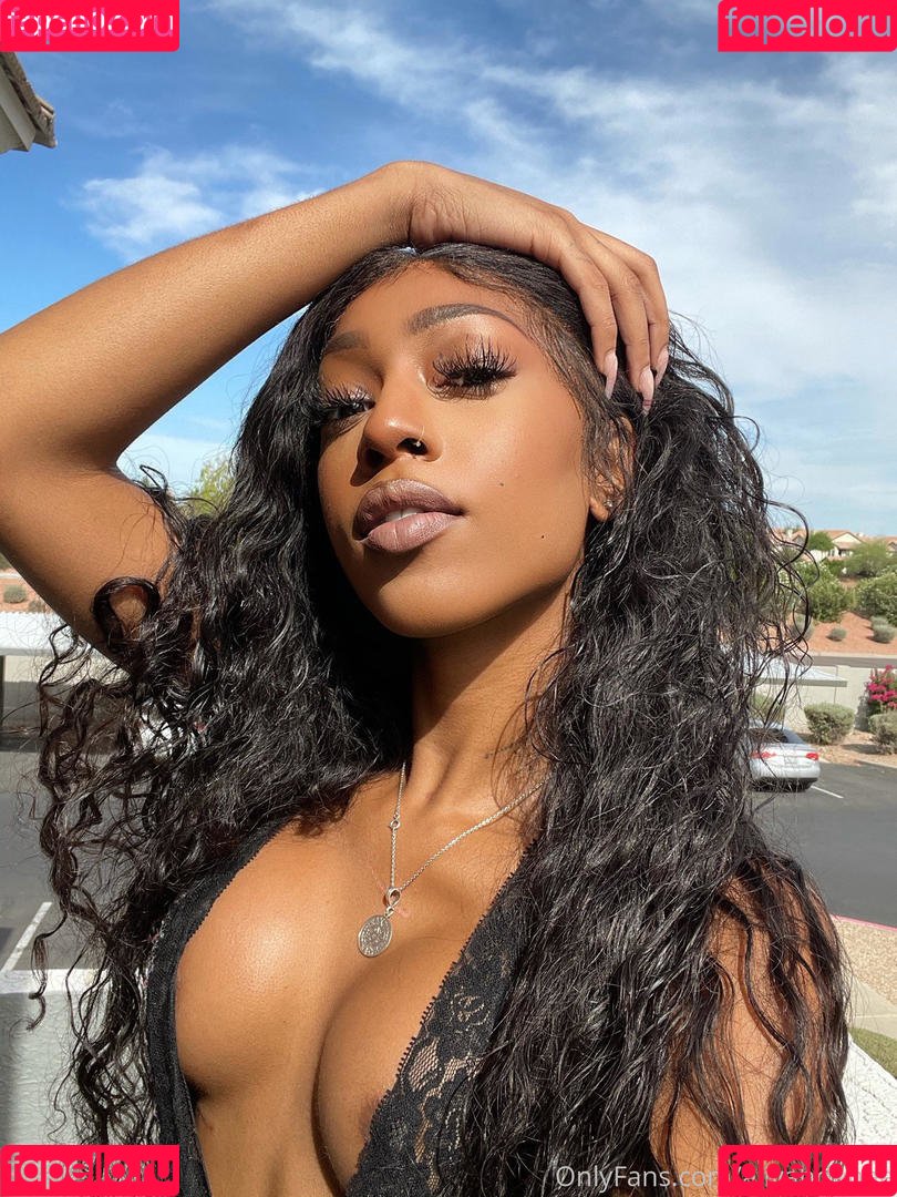 aliyahdenae Onlyfans Photo Gallery 