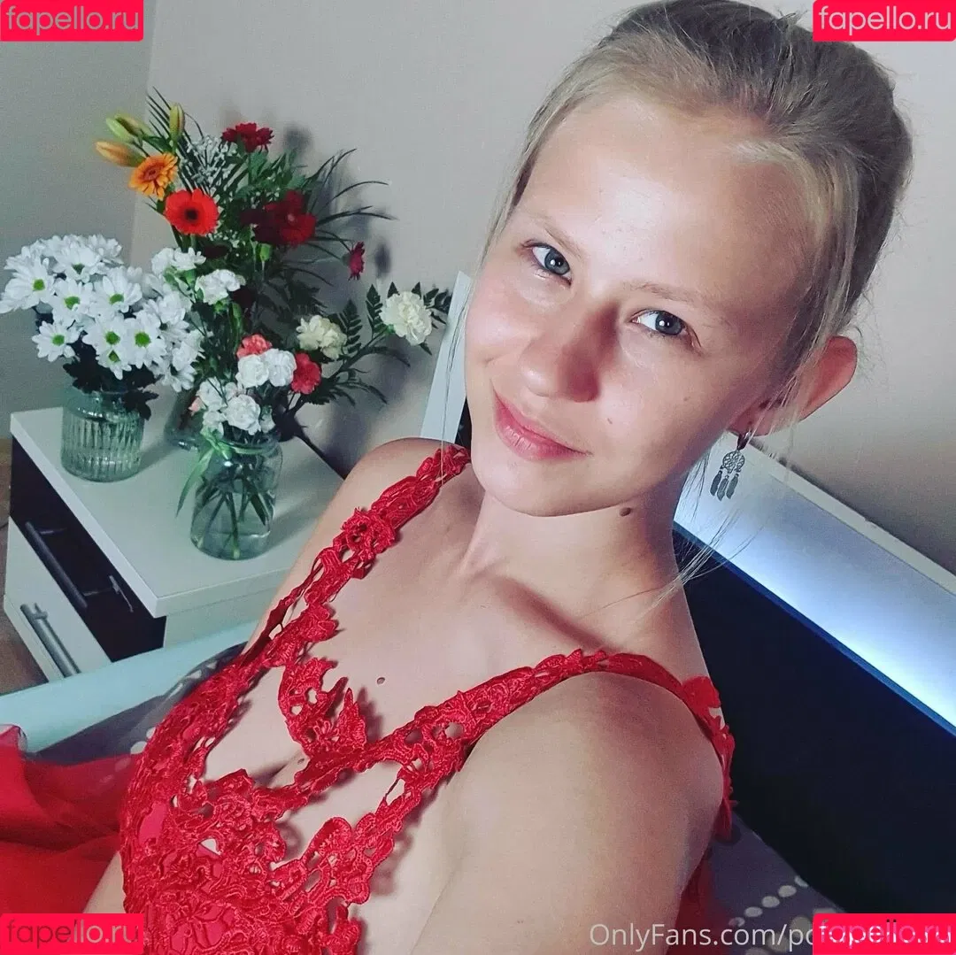 polarainbow Onlyfans Photo Gallery 