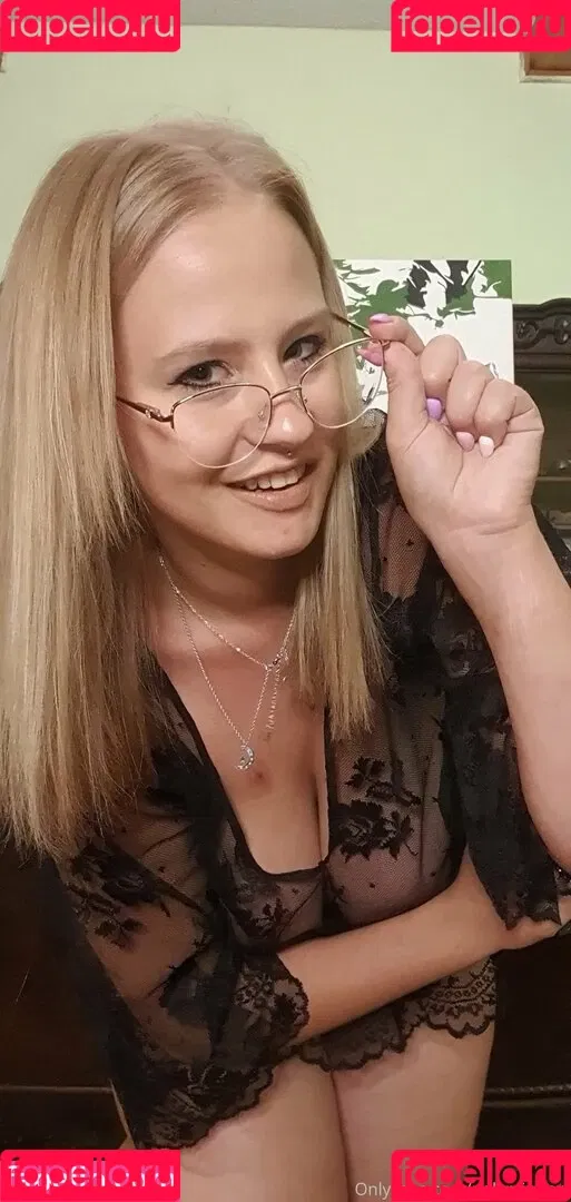 polarainbow Onlyfans Photo Gallery 