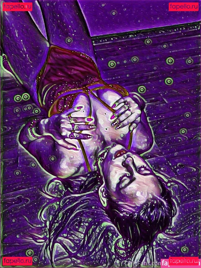 polarainbow Onlyfans Photo Gallery 