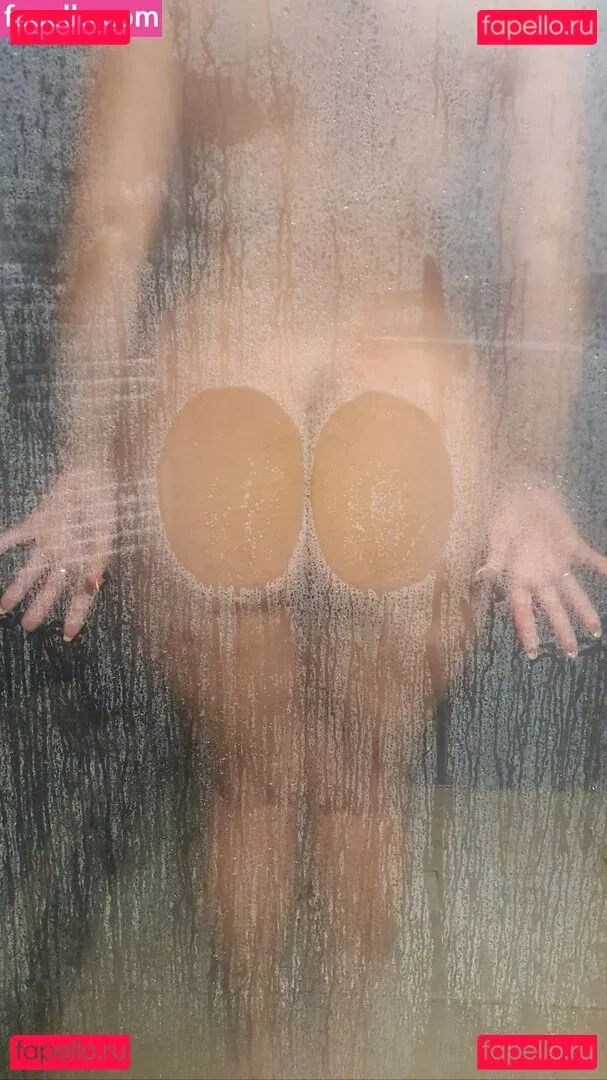 polarainbow Onlyfans Photo Gallery 