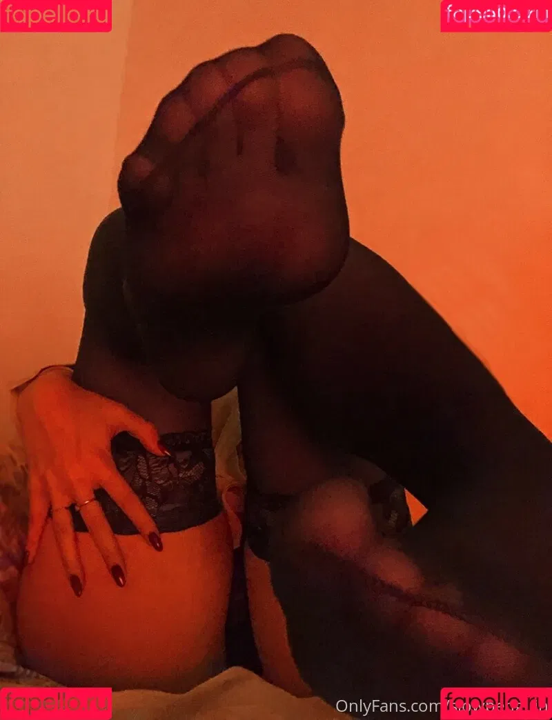 slowpenguin Onlyfans Photo Gallery 