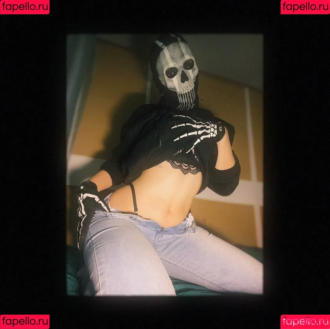 slowpenguin Onlyfans Photo Gallery 