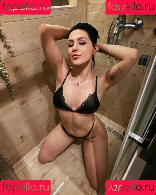 slowpenguin Onlyfans Photo Gallery 