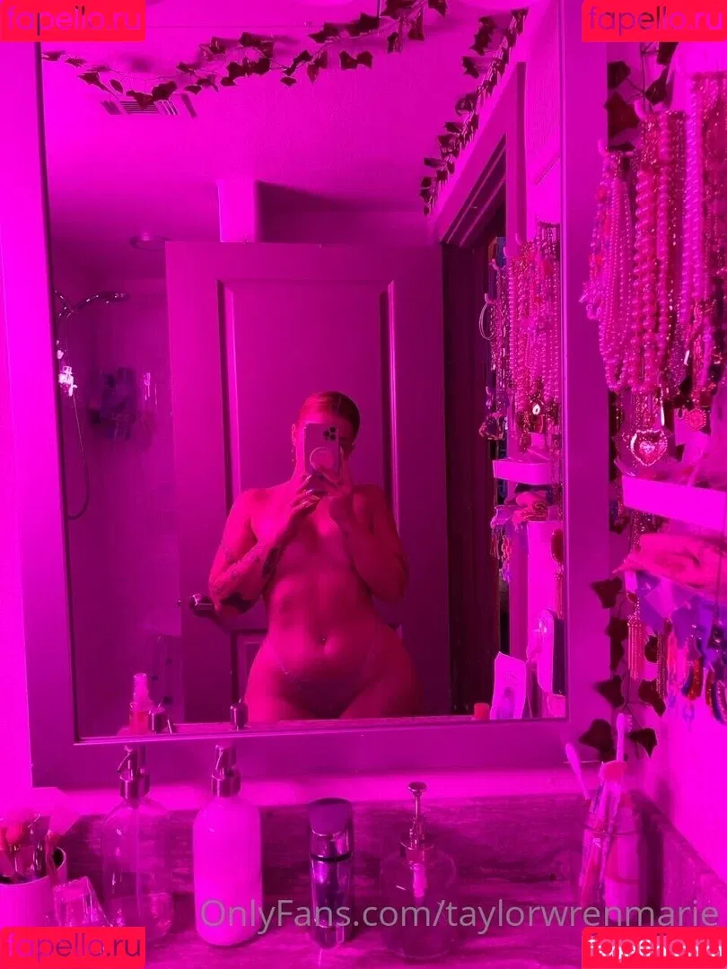 taylorwrenmarie Onlyfans Photo Gallery 