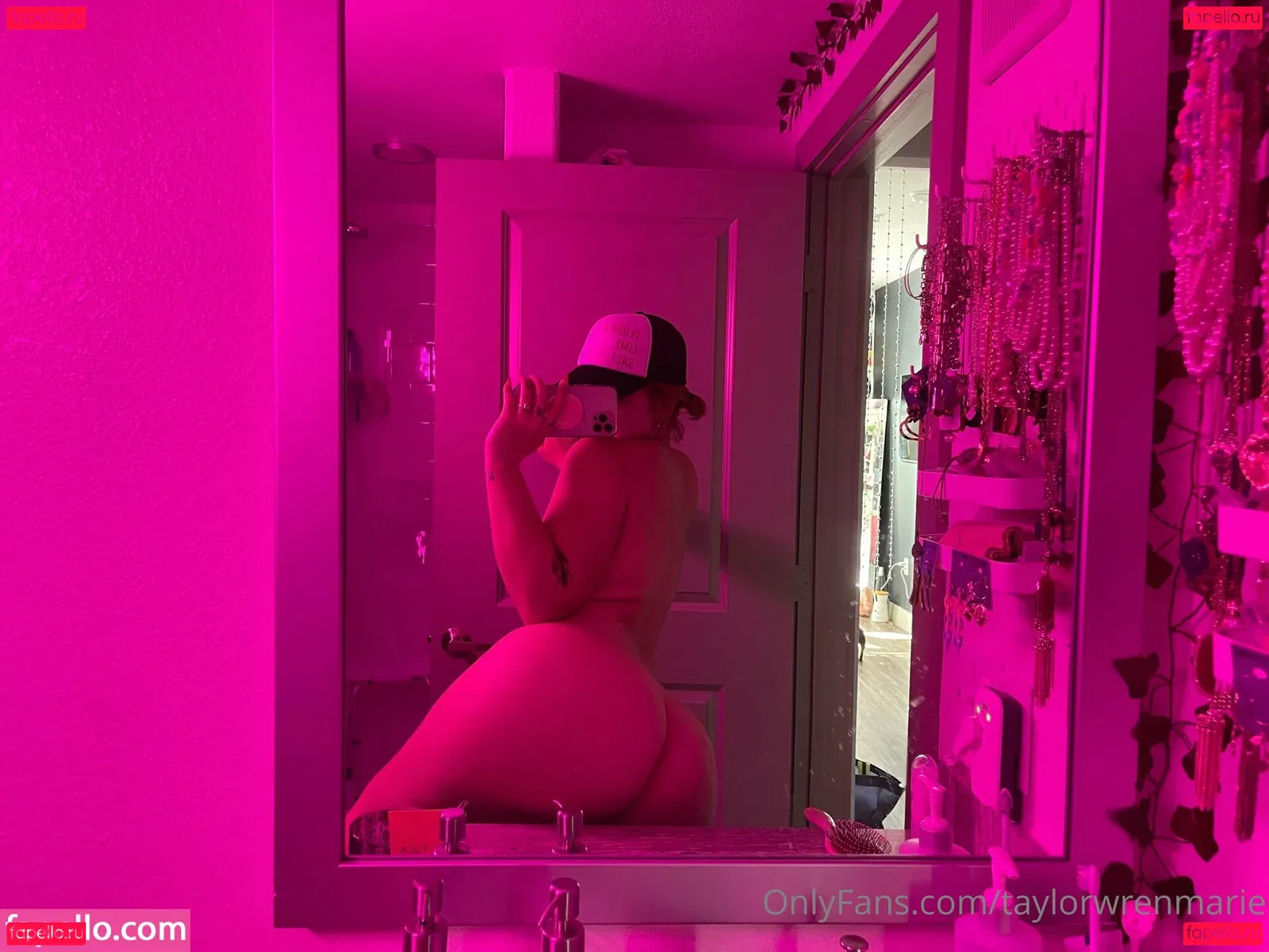 taylorwrenmarie Onlyfans Photo Gallery 
