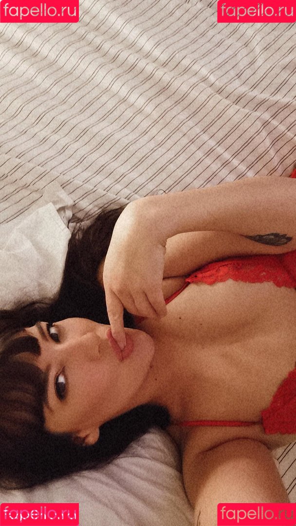 lolahoop Onlyfans Photo Gallery 