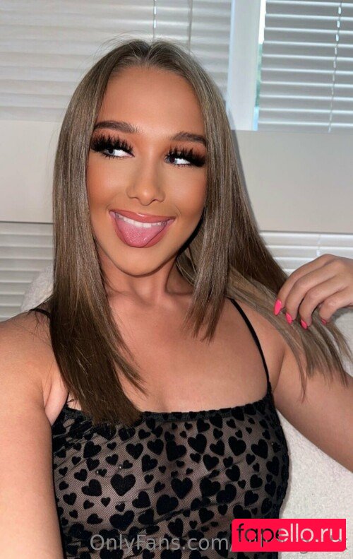 Willow Gait Onlyfans Photo Gallery 