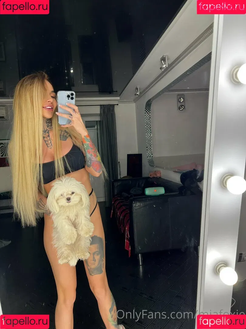 miafoxie Onlyfans Photo Gallery 