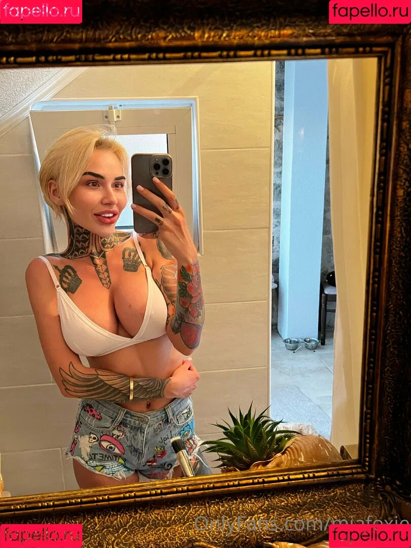miafoxie Onlyfans Photo Gallery 