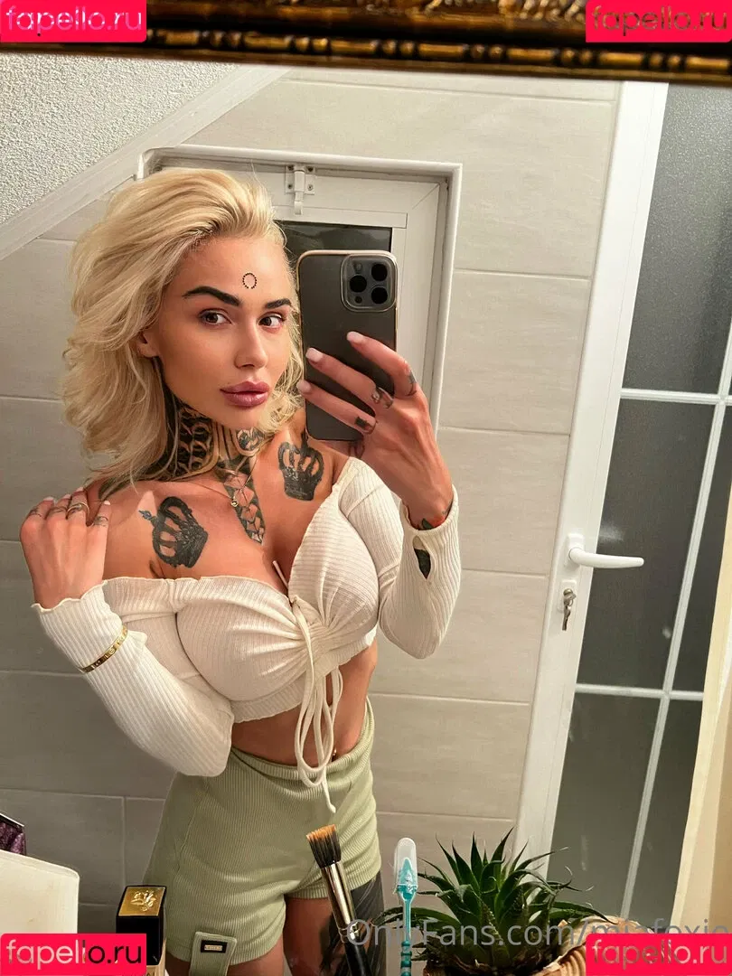 miafoxie Onlyfans Photo Gallery 