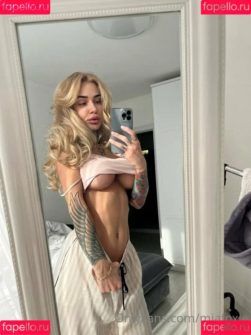 miafoxie Onlyfans Photo Gallery 