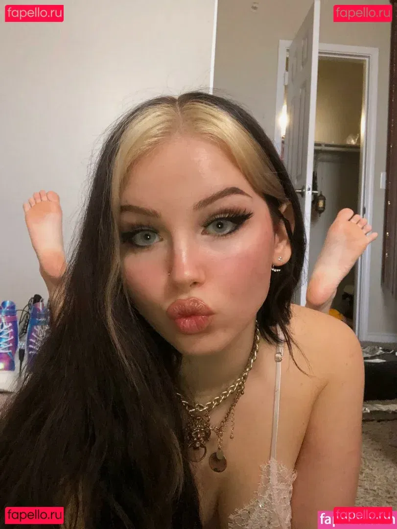 katyakittyxo Onlyfans Photo Gallery 