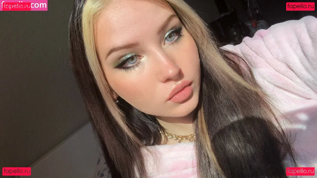 katyakittyxo Onlyfans Photo Gallery 