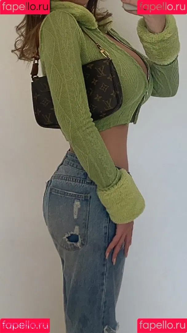 Coral Sharon Onlyfans Photo Gallery 