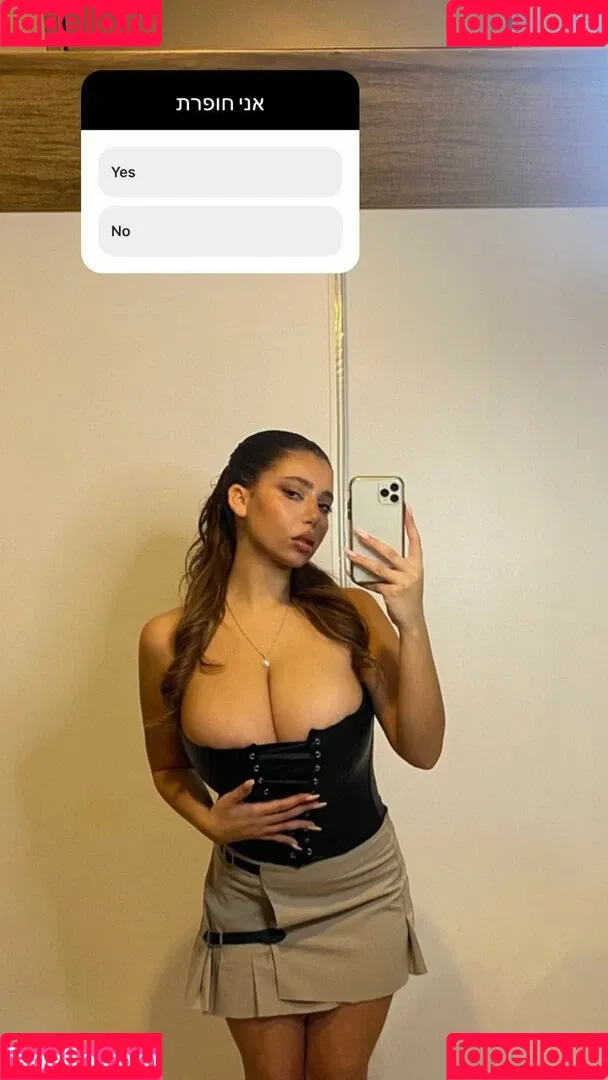 Coral Sharon Onlyfans Photo Gallery 