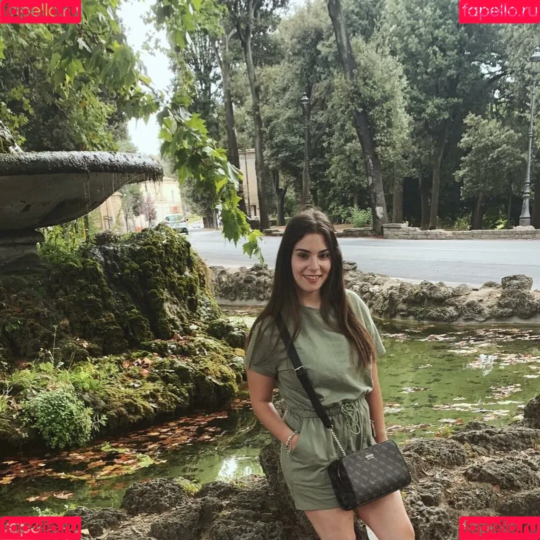Coral Sharon Onlyfans Photo Gallery 
