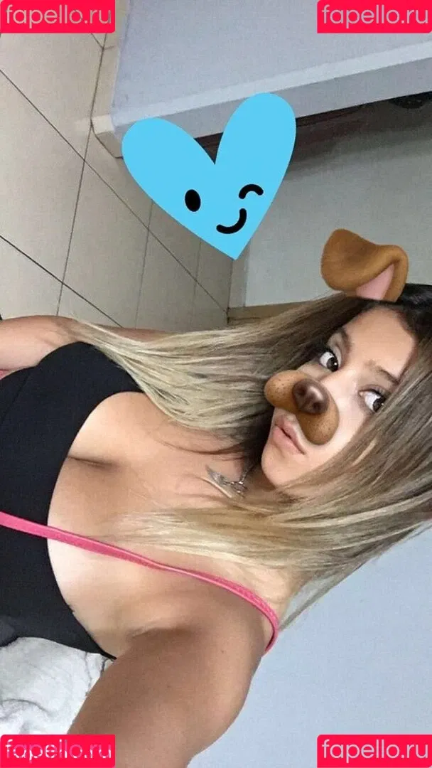 Coral Sharon Onlyfans Photo Gallery 