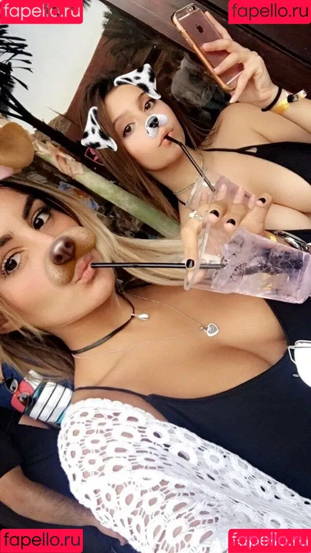 Coral Sharon Onlyfans Photo Gallery 