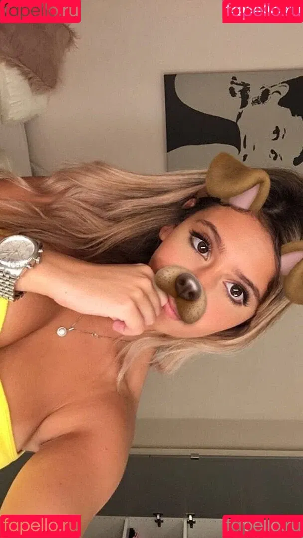 Coral Sharon Onlyfans Photo Gallery 