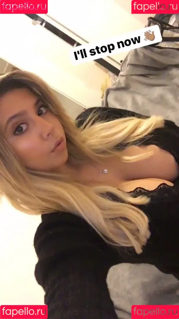 Coral Sharon Onlyfans Photo Gallery 