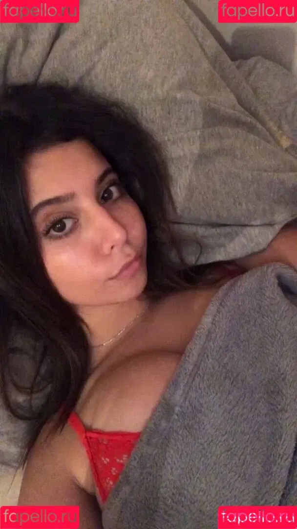 Coral Sharon Onlyfans Photo Gallery 