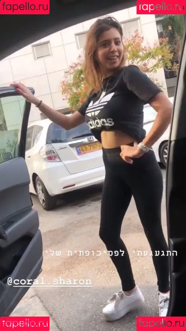 Coral Sharon Onlyfans Photo Gallery 