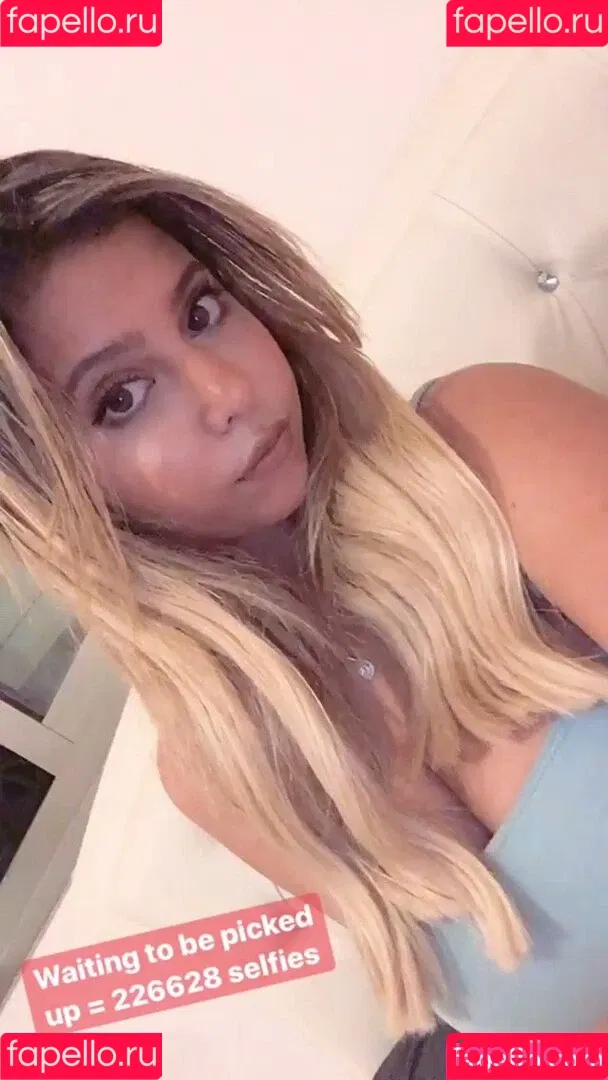 Coral Sharon Onlyfans Photo Gallery 
