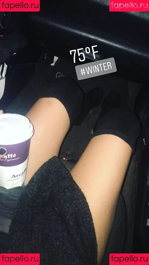 Coral Sharon Onlyfans Photo Gallery 